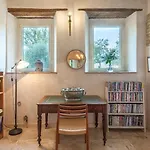 וילה Casa Sant'elia 7&3, Emma