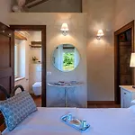 וילה Casa Sant'elia 7&3, Emma
