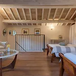 Casa Sant'elia 7&3, Emma וילה
