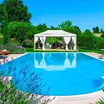 וילה Casa Sant'elia 7&3, Emma