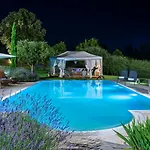 Casa Sant'elia 7&3, Emma וילה *