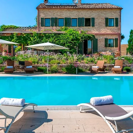 Casa Sant'elia 7&3, Emma Villa