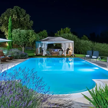 Casa Sant'elia 7&3, Emma Villa *