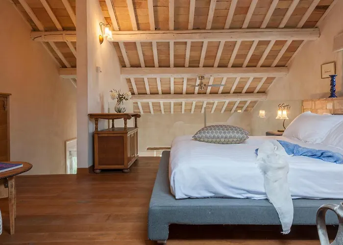 Casa Sant'elia 7&3, Emma Villa *